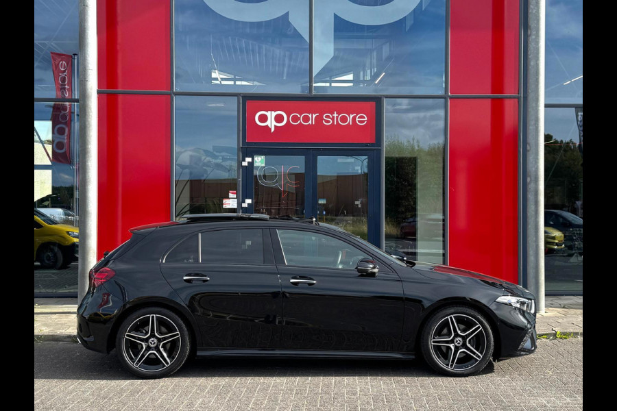 Mercedes-Benz A-Klasse 200 AMG Facelift | Panorama | Head Up | Memory Seats | Sfeer verlichting | Camera voor - achter | Carplay |