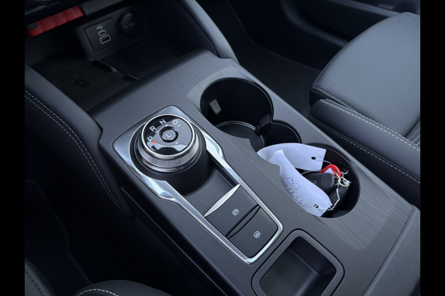 Ford Kuga 2.5 FHEV Sound Edtition. PANORAMADAK!