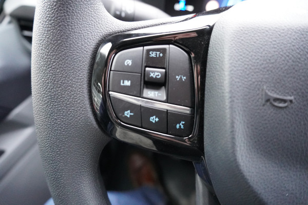 Ford Transit Custom 300L 2.0 TDCI 136PK L2H1 Trend Nr. V020 | Airco | Cruise | Camera | Apple CP & Android Auto