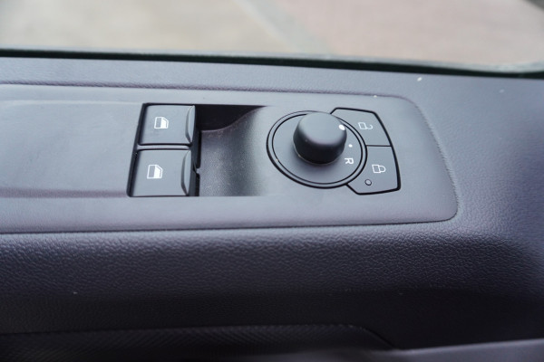 Ford Transit Custom 300L 2.0 TDCI 136PK L2H1 Trend Nr. V020 | Airco | Cruise | Camera | Apple CP & Android Auto