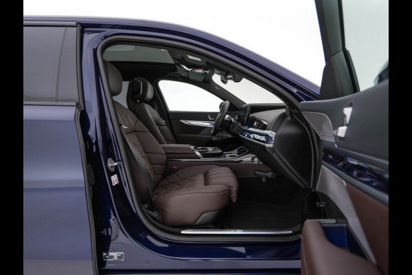 BMW i7 xDrive60 106 kWh M-Sport-Styling [3-Fase-11kW] {SoH-98%} (INCL-BTW) *PANO | LEATHER | FULL-LED | BLIND-SPOT | BOWERS&WILKINS | MEMORY-PACK | TOP-VIEW | VENTILATED/HEATED-COMFORTSEATS | SOFT-CLOSE | WIDE-DIGICOCKPIT | HEAD-UP | KEYLESS | ...