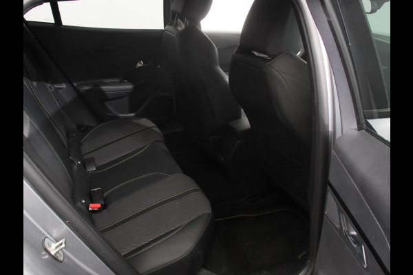 Peugeot 2008 1.2 GT Automaat Climate control Cruise control Apple Carplay/ Android Auto led Lichtmetalen velgen Parkeersensoren Camera