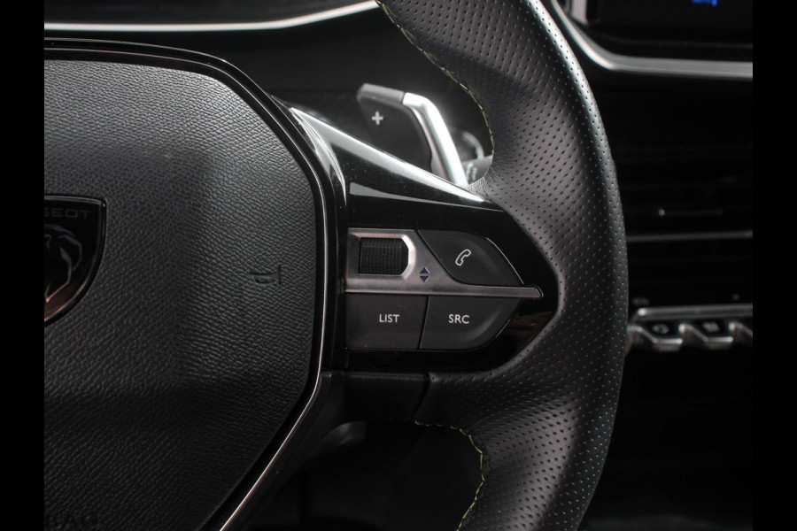 Peugeot 2008 1.2 GT Automaat Climate control Cruise control Apple Carplay/ Android Auto led Lichtmetalen velgen Parkeersensoren Camera