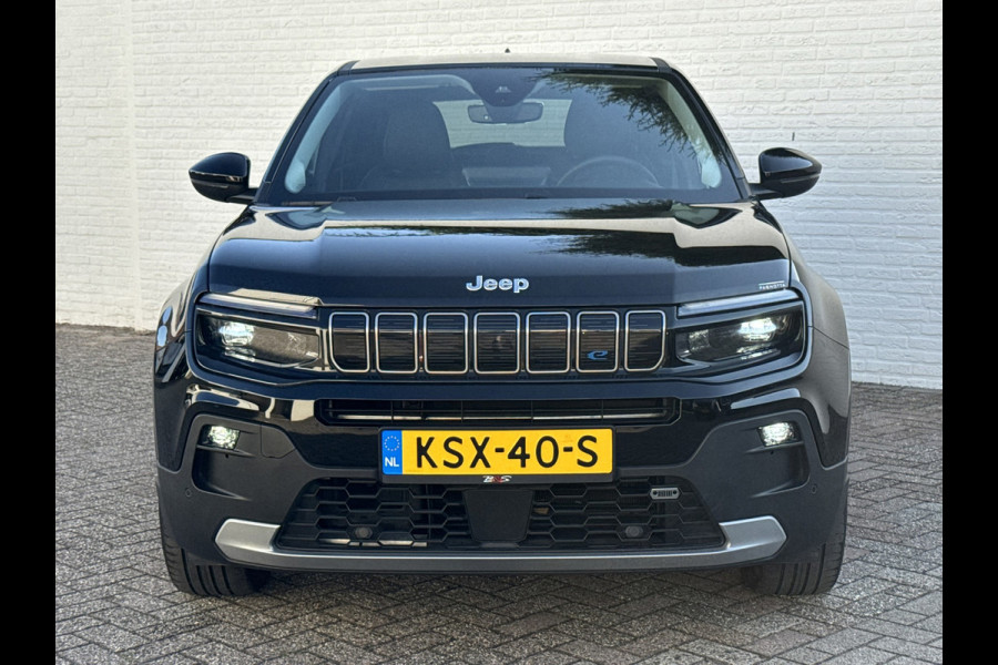 Jeep Avenger Summit 54 kWh SOH 94% Elek a-klep Verwarmde voorruit Camera Navigatie Carplay Adapive cruise