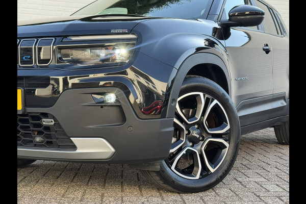Jeep Avenger Summit 54 kWh SOH 94% Elek a-klep Verwarmde voorruit Camera Navigatie Carplay Adapive cruise