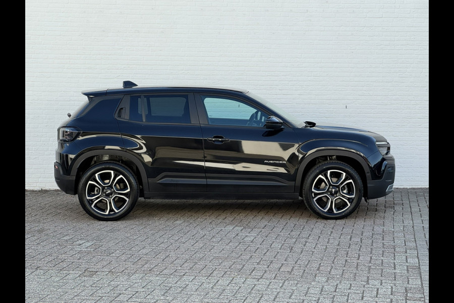 Jeep Avenger Summit 54 kWh SOH 94% Elek a-klep Verwarmde voorruit Camera Navigatie Carplay Adapive cruise