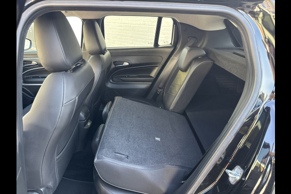 Jeep Avenger Summit 54 kWh SOH 94% Elek a-klep Verwarmde voorruit Camera Navigatie Carplay Adapive cruise
