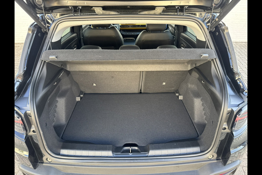 Jeep Avenger Summit 54 kWh SOH 94% Elek a-klep Verwarmde voorruit Camera Navigatie Carplay Adapive cruise
