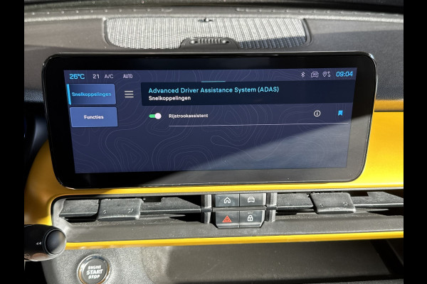 Jeep Avenger Summit 54 kWh SOH 94% Elek a-klep Verwarmde voorruit Camera Navigatie Carplay Adapive cruise