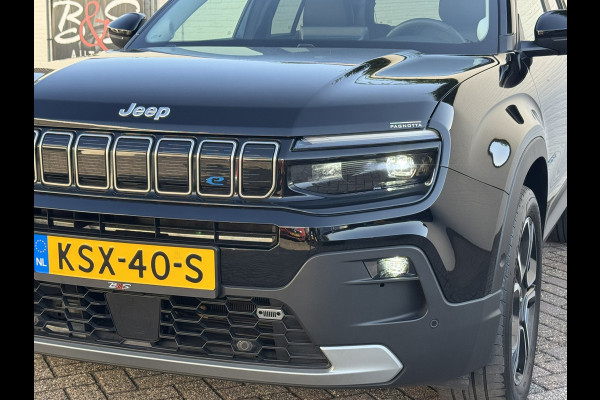 Jeep Avenger Summit 54 kWh SOH 94% Elek a-klep Verwarmde voorruit Camera Navigatie Carplay Adapive cruise