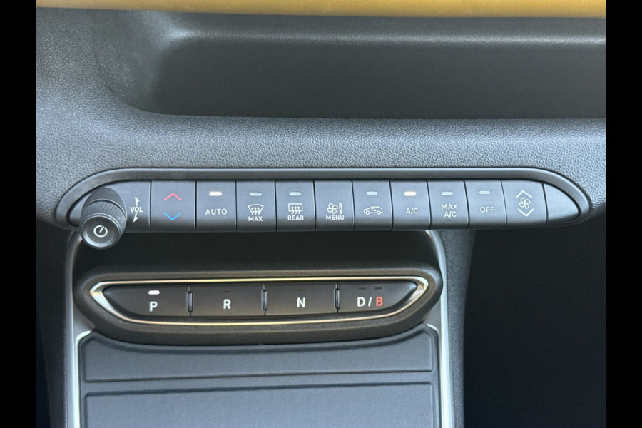 Jeep Avenger Summit 54 kWh SOH 94% Elek a-klep Verwarmde voorruit Camera Navigatie Carplay Adapive cruise