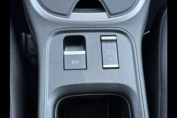 Jeep Avenger Summit 54 kWh SOH 94% Elek a-klep Verwarmde voorruit Camera Navigatie Carplay Adapive cruise