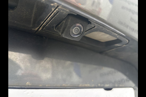Mazda CX-60 2.5 e-SkyActiv PHEV Takumi 328 PK | Wegklapbare Trekhaak | Panoramadak | 360 graden camera | Achteruitrijcamera | Stoelverwarming |  Adaptieve Cruise Control