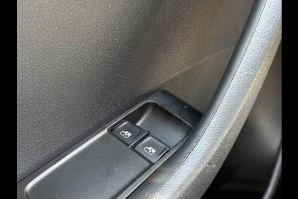 Škoda Fabia Combi 1.0 TSI Ambition / Cruise C. / Airco / Multimedia / Parkeersensor A./