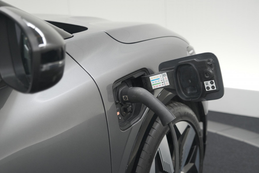 Renault Mégane E-Tech EV60 Optimum Charge Techno | 95,6% SOH | 1 Fase | Camera | Adaptieve Cruise Control | Dodehoekdetectie