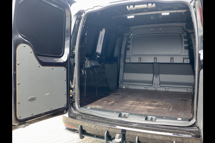 Volkswagen Caddy Cargo 2.0 TDI 120PK DSGBLACK EDITION