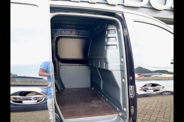 Volkswagen Caddy Cargo 2.0 TDI 120PK DSGBLACK EDITION