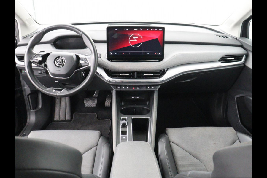 Škoda Enyaq iV 60 | SOH 92,0% | Half leder | Stuur/stoel verwarming | Adaptive cruise | Carplay | Sfeerverlichting | Climate control | Camera | Park assist | Trekhaak