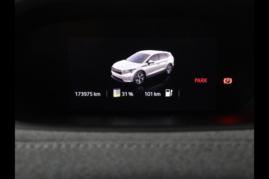 Škoda Enyaq iV 60 | SOH 92,0% | Half leder | Stuur/stoel verwarming | Adaptive cruise | Carplay | Sfeerverlichting | Climate control | Camera | Park assist | Trekhaak