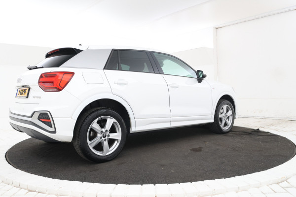Audi Q2 35 TFSI S Edition Automaat, Sline, navigatie,