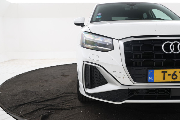 Audi Q2 35 TFSI S Edition Automaat, Sline, navigatie,