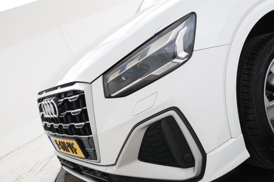 Audi Q2 35 TFSI S Edition Automaat, Sline, navigatie,