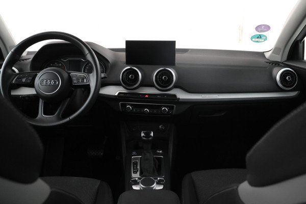 Audi Q2 35 TFSI S Edition Automaat, Sline, navigatie,