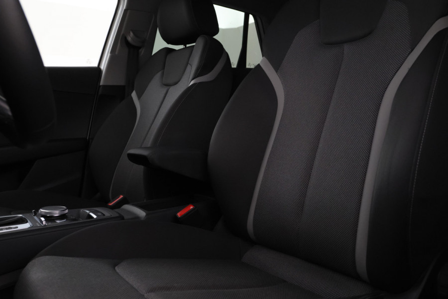 Audi Q2 35 TFSI S Edition Automaat, Sline, navigatie,