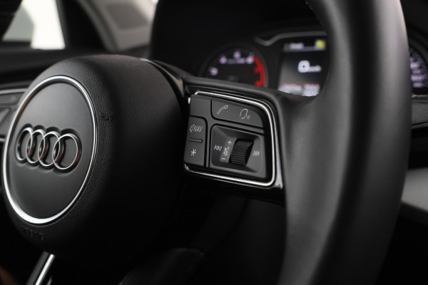 Audi Q2 35 TFSI S Edition Automaat, Sline, navigatie,