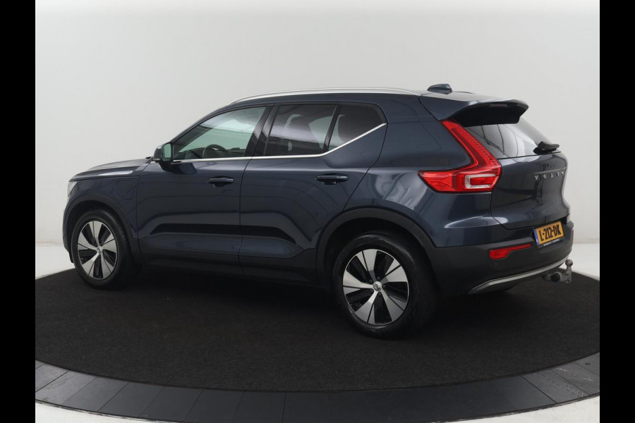 Volvo XC40 1.5 T5 Recharge Business Pro | SOH 89,2% | Leder | Memory | Stuur/stoel verwarming | Cruise control | Caplay | Park assist | Elektrische achterklep | Trekhaak