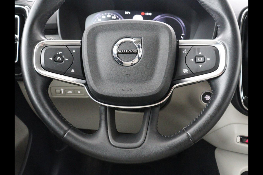 Volvo XC40 1.5 T5 Recharge Business Pro | SOH 89,2% | Leder | Memory | Stuur/stoel verwarming | Cruise control | Caplay | Park assist | Elektrische achterklep | Trekhaak
