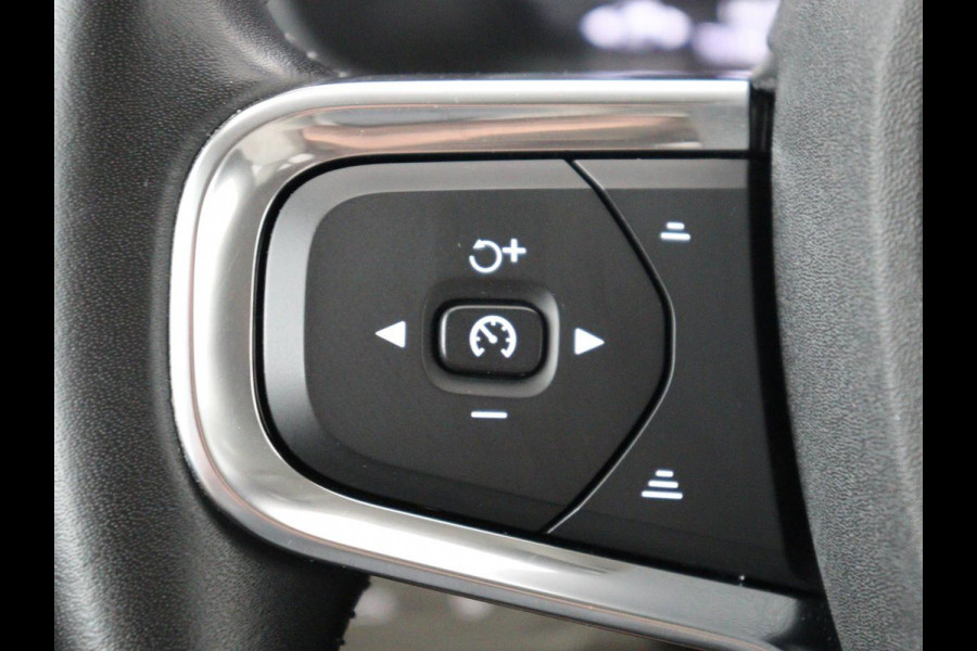 Volvo XC40 1.5 T5 Recharge Business Pro | SOH 89,2% | Leder | Memory | Stuur/stoel verwarming | Cruise control | Caplay | Park assist | Elektrische achterklep | Trekhaak