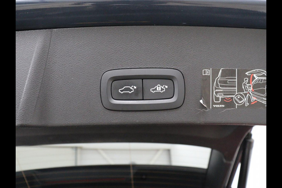 Volvo XC40 1.5 T5 Recharge Business Pro | SOH 89,2% | Leder | Memory | Stuur/stoel verwarming | Cruise control | Caplay | Park assist | Elektrische achterklep | Trekhaak