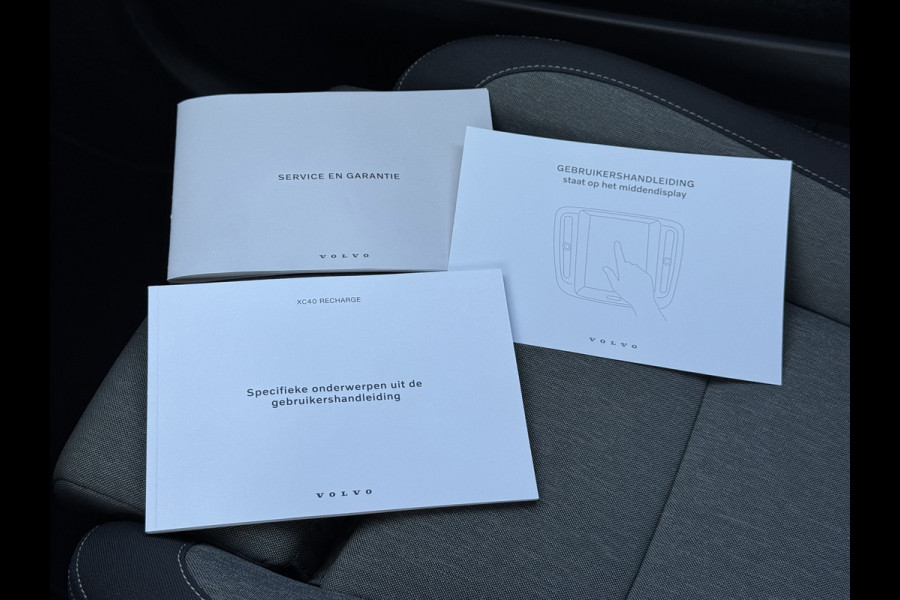 Volvo XC40 1.5 T4 Plug-in hybrid Plus Bright | Memory, Cruise, Carplay/Android, Stoel+Stuurverw., NAP |Dealerondehouden|1e Eig.|
