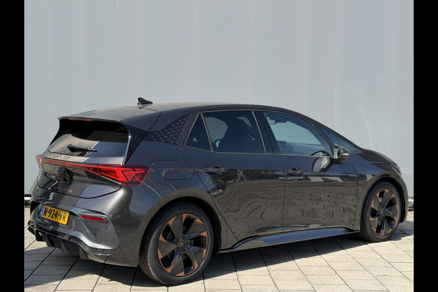 CUPRA Born BWJ 12-2021 | Adrenaline One 62 kWh | WARMTEPOMP | CLIMA | STOELVERW | 19'' LMV | CARPLAY | CAMERA A | NAVI