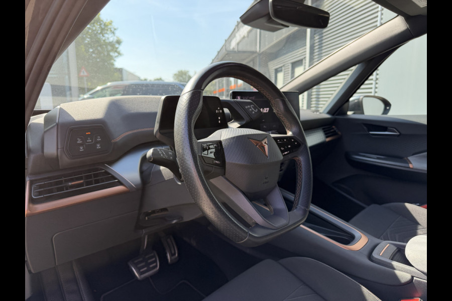 CUPRA Born BWJ 12-2021 | Adrenaline One 62 kWh | WARMTEPOMP | CLIMA | STOELVERW | 19'' LMV | CARPLAY | CAMERA A | NAVI