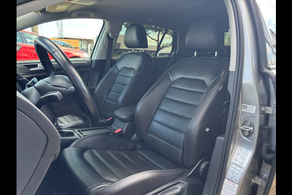 Volkswagen e-Golf | Apple Carplay | Leder | Stoelverwarming | Parkeersensoren | Adaptieve Cruise