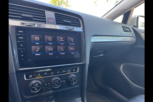 Volkswagen e-Golf | Apple Carplay | Leder | Stoelverwarming | Parkeersensoren | Adaptieve Cruise