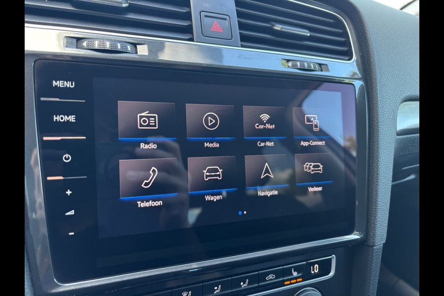 Volkswagen e-Golf | Apple Carplay | Leder | Stoelverwarming | Parkeersensoren | Adaptieve Cruise