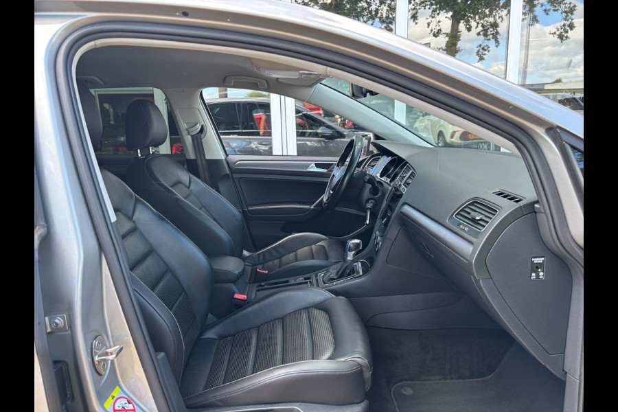Volkswagen e-Golf | Apple Carplay | Leder | Stoelverwarming | Parkeersensoren | Adaptieve Cruise