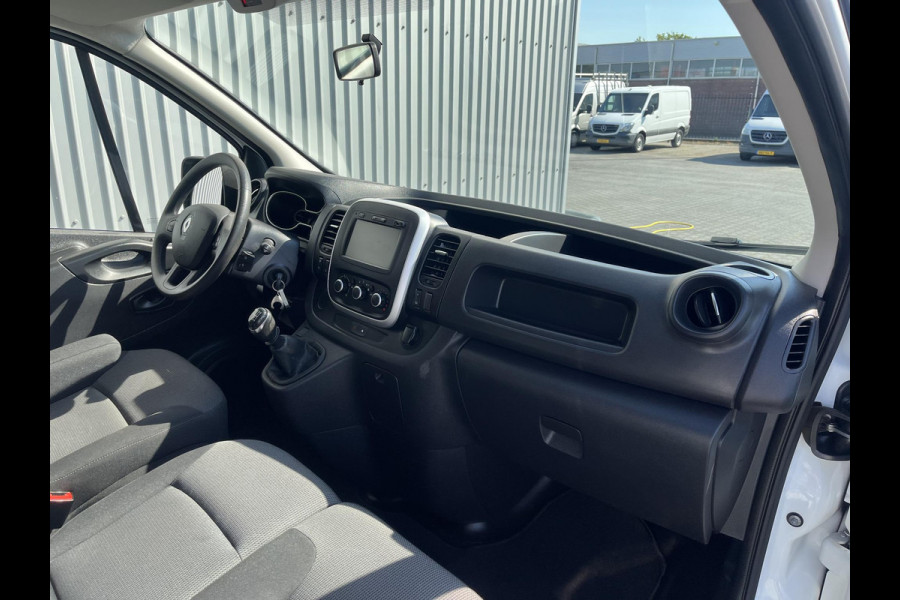 Renault Trafic 2.0 dCi 120 T29 L2H1*NAVI*HAAK*CRUISE*A/C*TEL*3PER