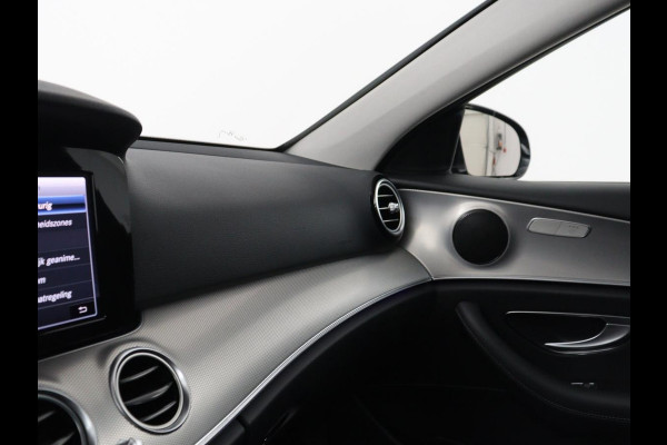 Mercedes-Benz E-Klasse 350 e Premium | Half leder | Stoel verwarming | Cruise control | Sfeerverlichting | Carplay | Navigatie | Camera | Park assist | Climate control