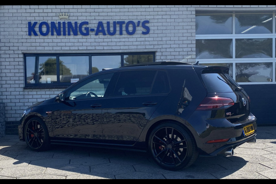 Volkswagen Golf 2.0 TSI GTI Performance/ Pano/ Dynaudio/ Keyless/ Virtual CP/ Dynamic lights