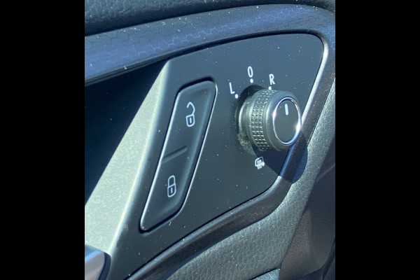 Volkswagen Golf 2.0 TSI GTI Performance/ Pano/ Dynaudio/ Keyless/ Virtual CP/ Dynamic lights
