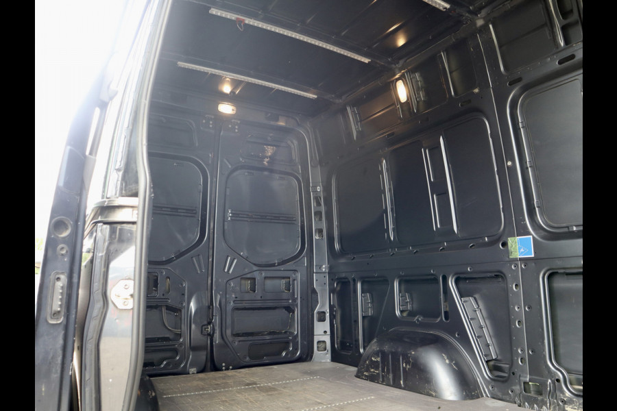 Mercedes-Benz Sprinter 317 AUTOMAAT L2H2 LED CRUISE AIRCO