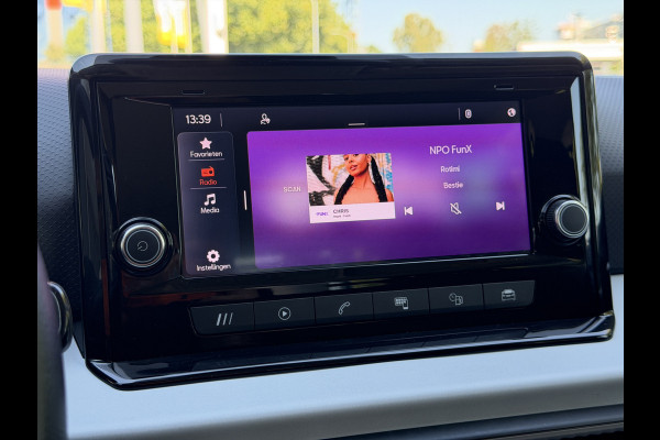 Seat Arona BWJ 2023 | 1.0TSI 96PK Style | CLIMA | CARPLAY | CRUISE | LED | NAVI | PDC |