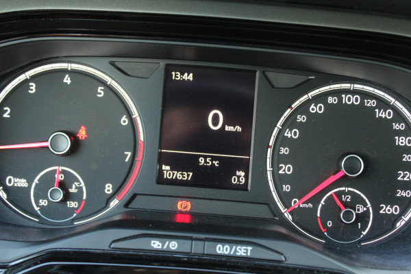 Volkswagen Polo 1.0 TSI Comfortline NAP 2E EIG, NED AUTO 5 DRS AIRCO CRUISE