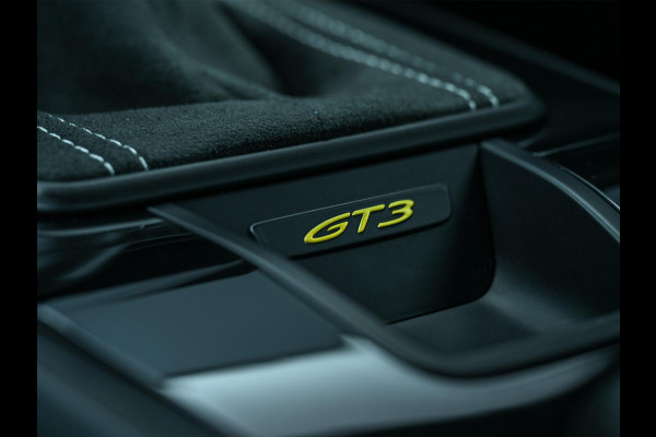 Porsche 911 4.0 GT3 | NL-Auto | Dealeronderhouden | Sport Chrono | Achterasbesturing | Race-Tex Hemelbekleding | 18 Wegs Verst. Stoelen | Camera | Hefsysteem Vooras |