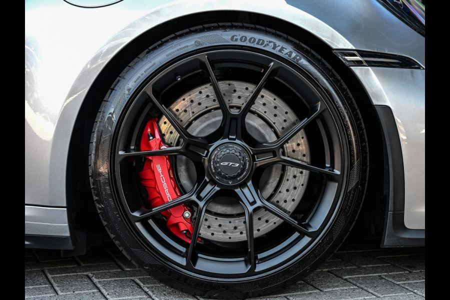 Porsche 911 4.0 GT3 | NL-Auto | Dealeronderhouden | Sport Chrono | Achterasbesturing | Race-Tex Hemelbekleding | 18 Wegs Verst. Stoelen | Camera | Hefsysteem Vooras |