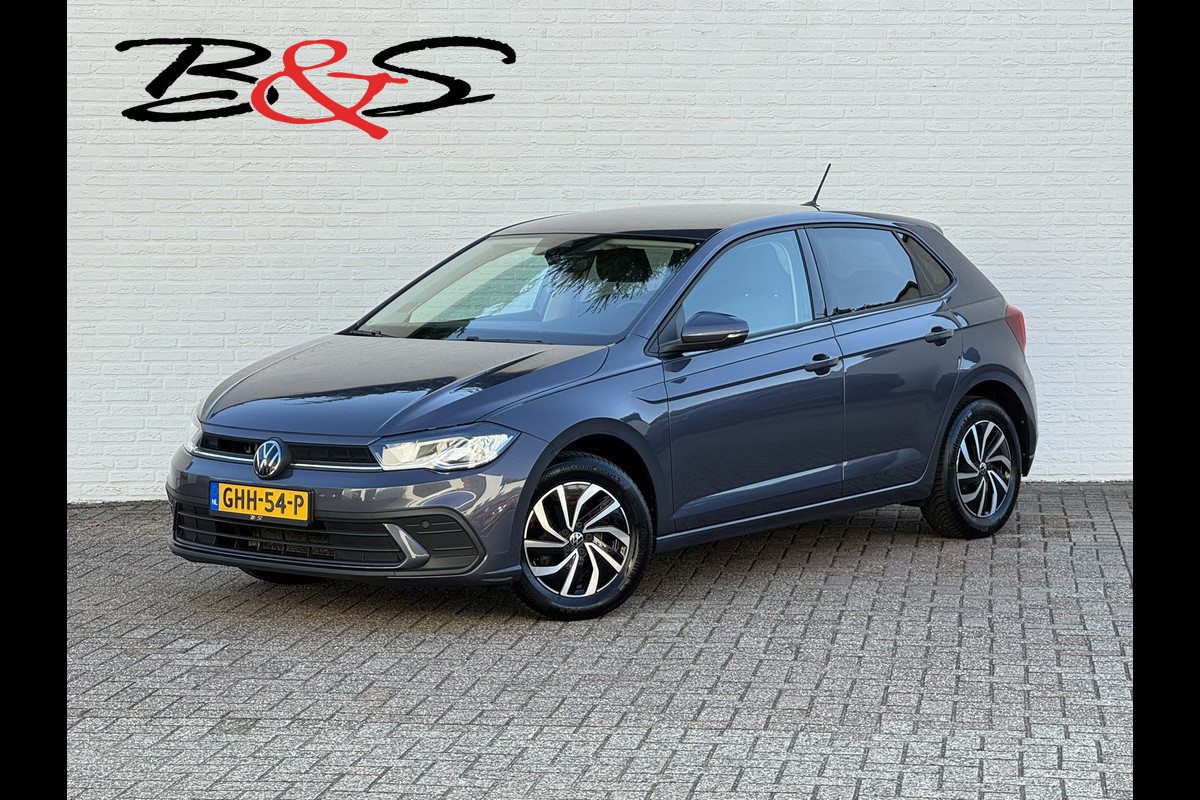 Volkswagen Polo 1.0 TSI Life Edition Camera Carplay Adaptive cruise Airco All season banden